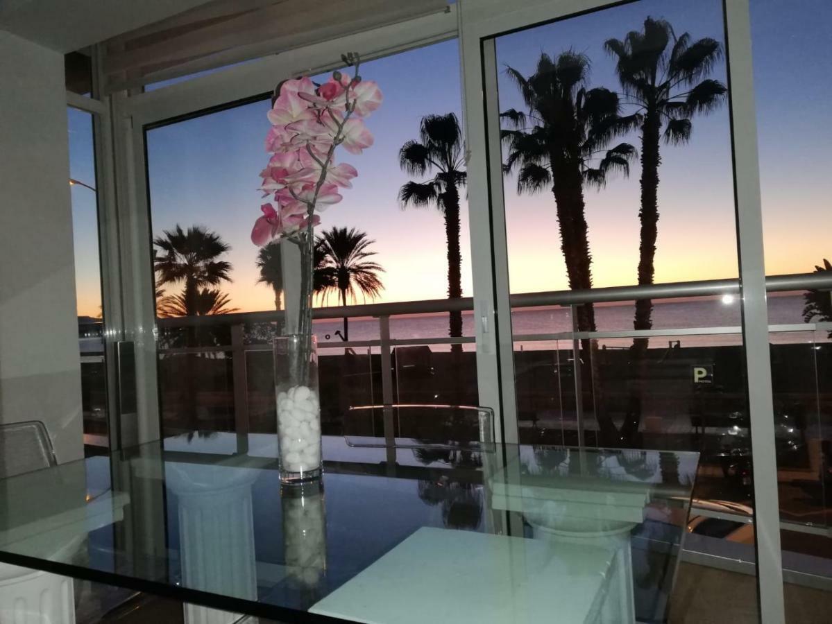 Apartamento Lujo Frente Al Mar Centro De Málaga Esterno foto