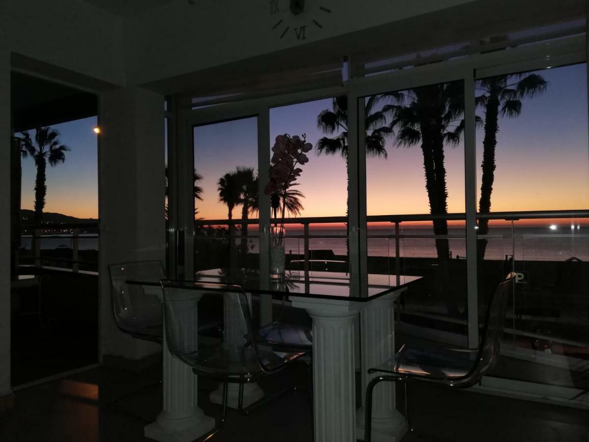 Apartamento Lujo Frente Al Mar Centro De Málaga Esterno foto