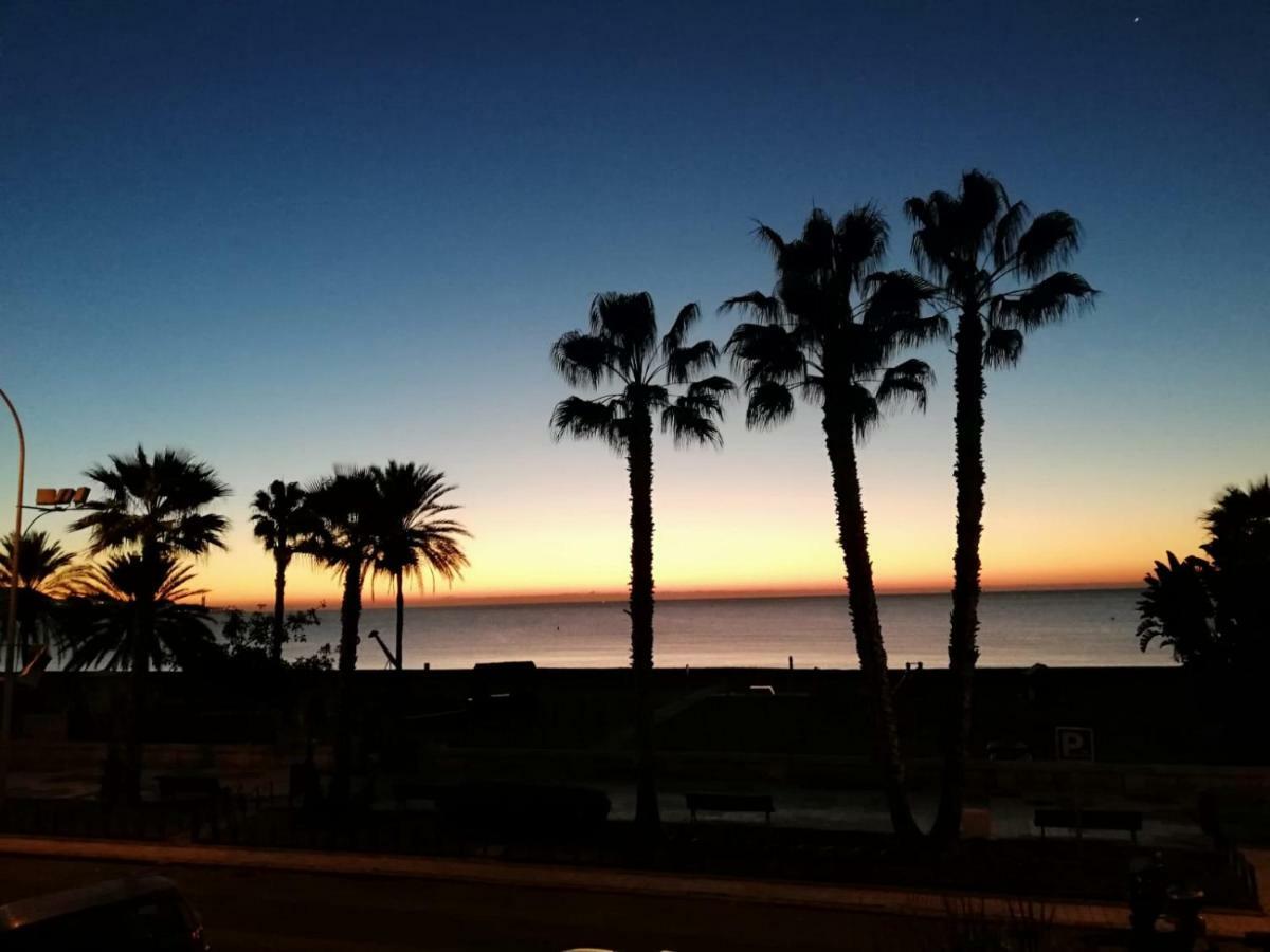 Apartamento Lujo Frente Al Mar Centro De Málaga Esterno foto