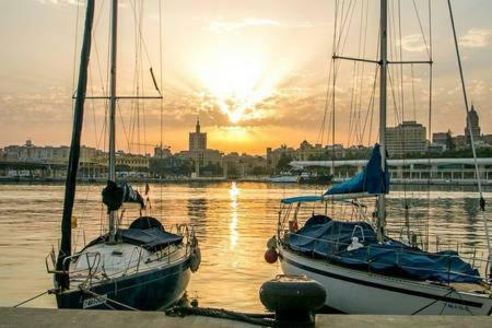 Apartamento Lujo Frente Al Mar Centro De Málaga Esterno foto